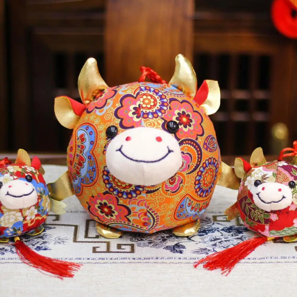 

Round Shape Flower Print Cartoon Lucky Cattle Mascot Home Cafe Doll Pendant Gift Stuffed Plush Animals Cartoon Doll Pendant 2021