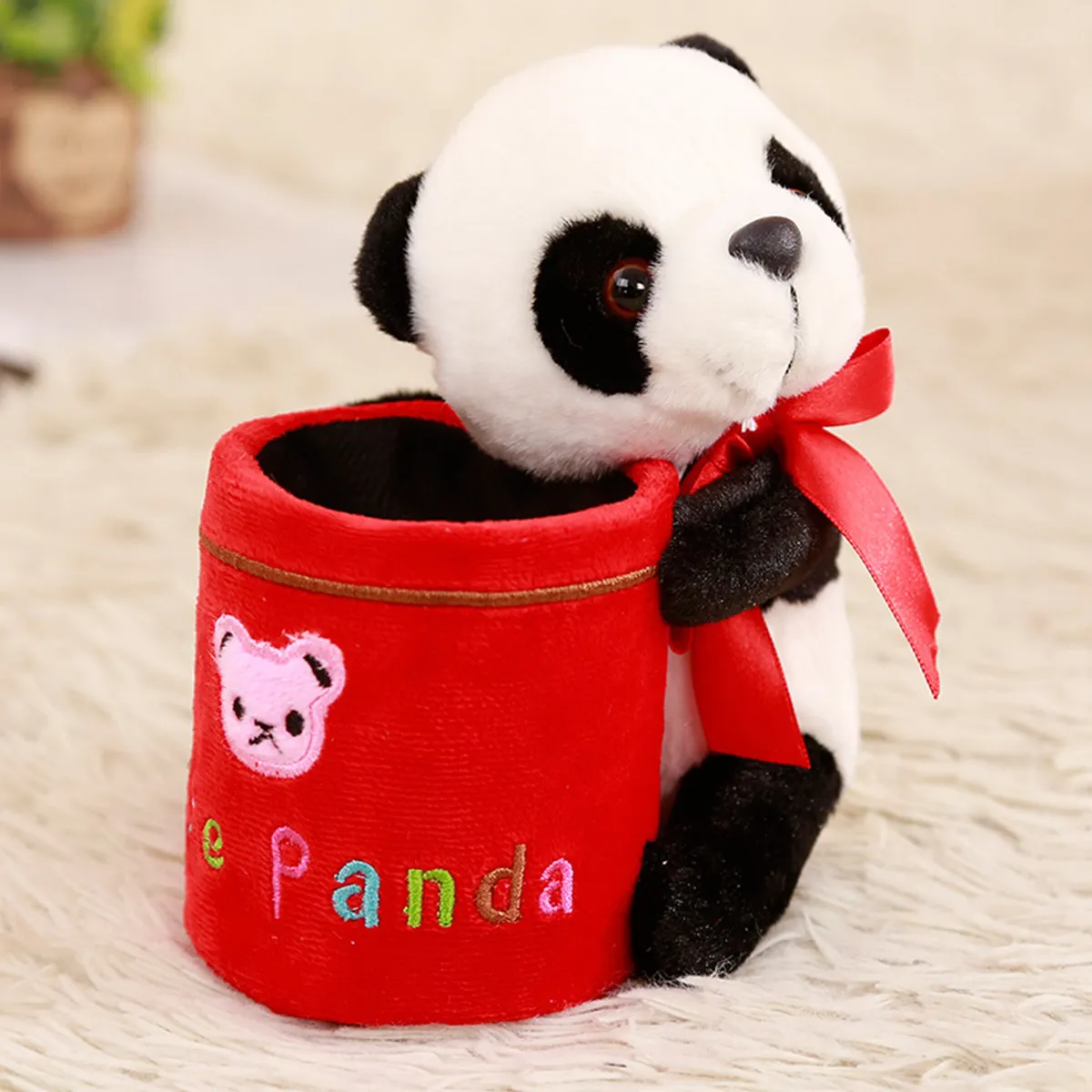 red 1 шт. Kawaii Panda Плюшевые игрушки для детей канцелярские принадлежности Подарочная коробка для карандашей щетка ручка горшок девочка мальчик мягкие плюшевые Взрослые День Рождения - Цвет: red
