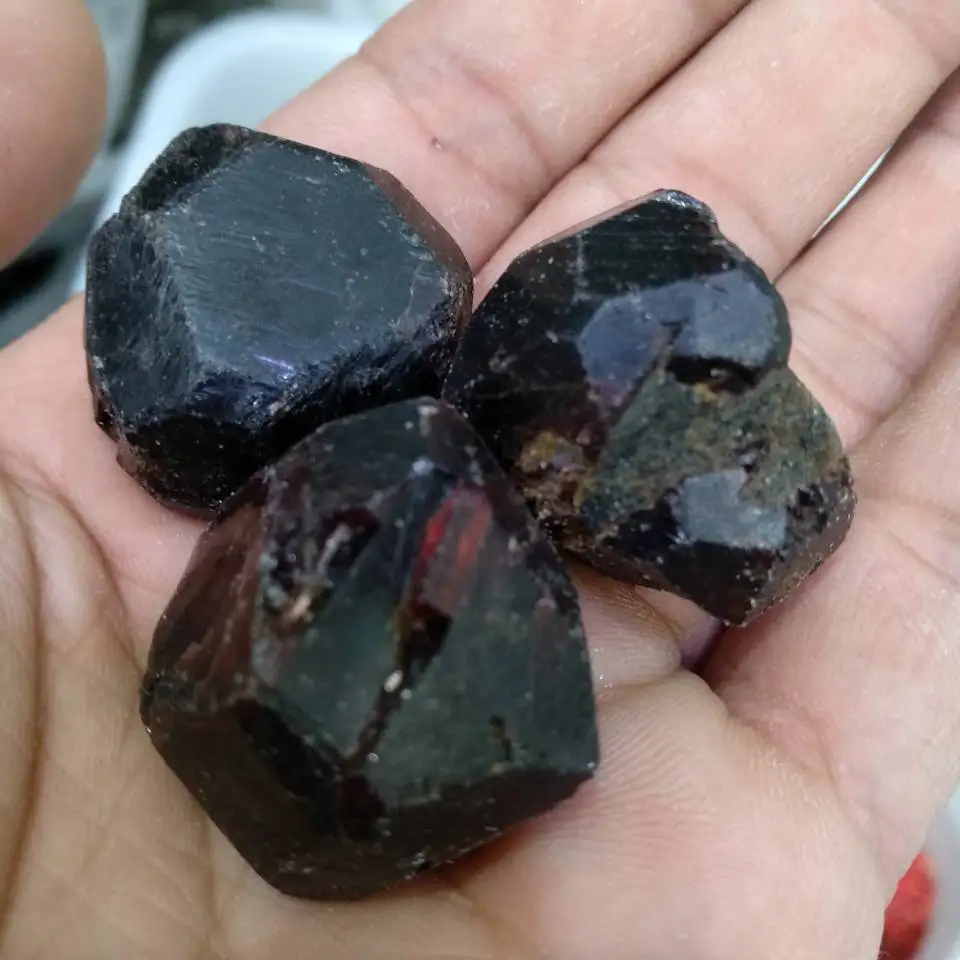 Wholesale Ball Garnet Rough Stones - Tumbling Tumbler Rocks, Reiki, Wicca