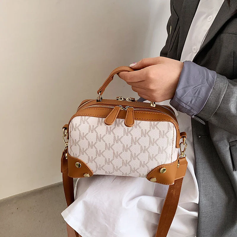 

Женская сумка на одно плечо с буквенным принтом, маленькая переносная квадратная сумка с широким ремнем через плечо, весна-лето 2021