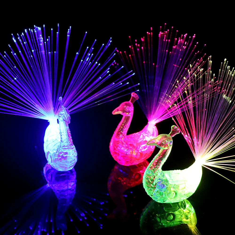 

Glow In The Dark Kids Toy 1PCS Luminous Peacock Decoration Open Light Toys Flash LED Lights Stars Shine In The Dark Kids Toys E