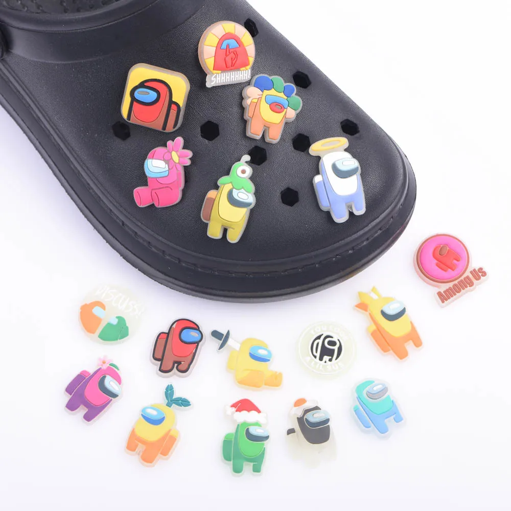 

Светящиеся подвески для обуви в виде роботов из ПВХ, 1 шт.