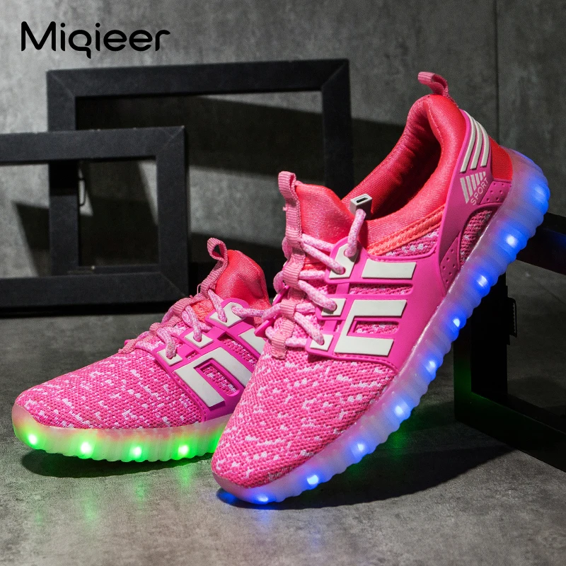 

Fashion Boys Luminous Sneakers Glowing Children Lights Up Shoes LED Sports Shoes Girls Kids Mesh Breathable Illuminated Sneakers