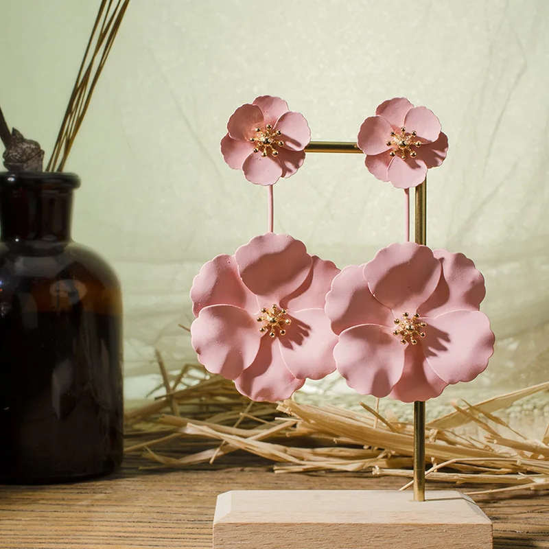 Модные трендовые серьги гвоздики в виде цветка для женщин большие маленькие