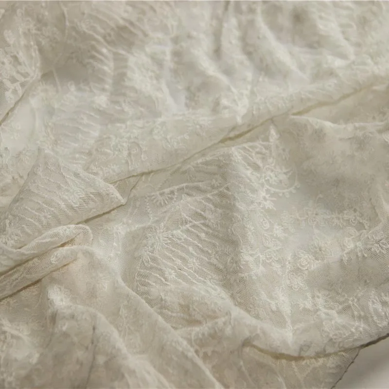 Кремовая хлопковая ткань в стиле ретро с цветочной вышивкой | Дом и сад