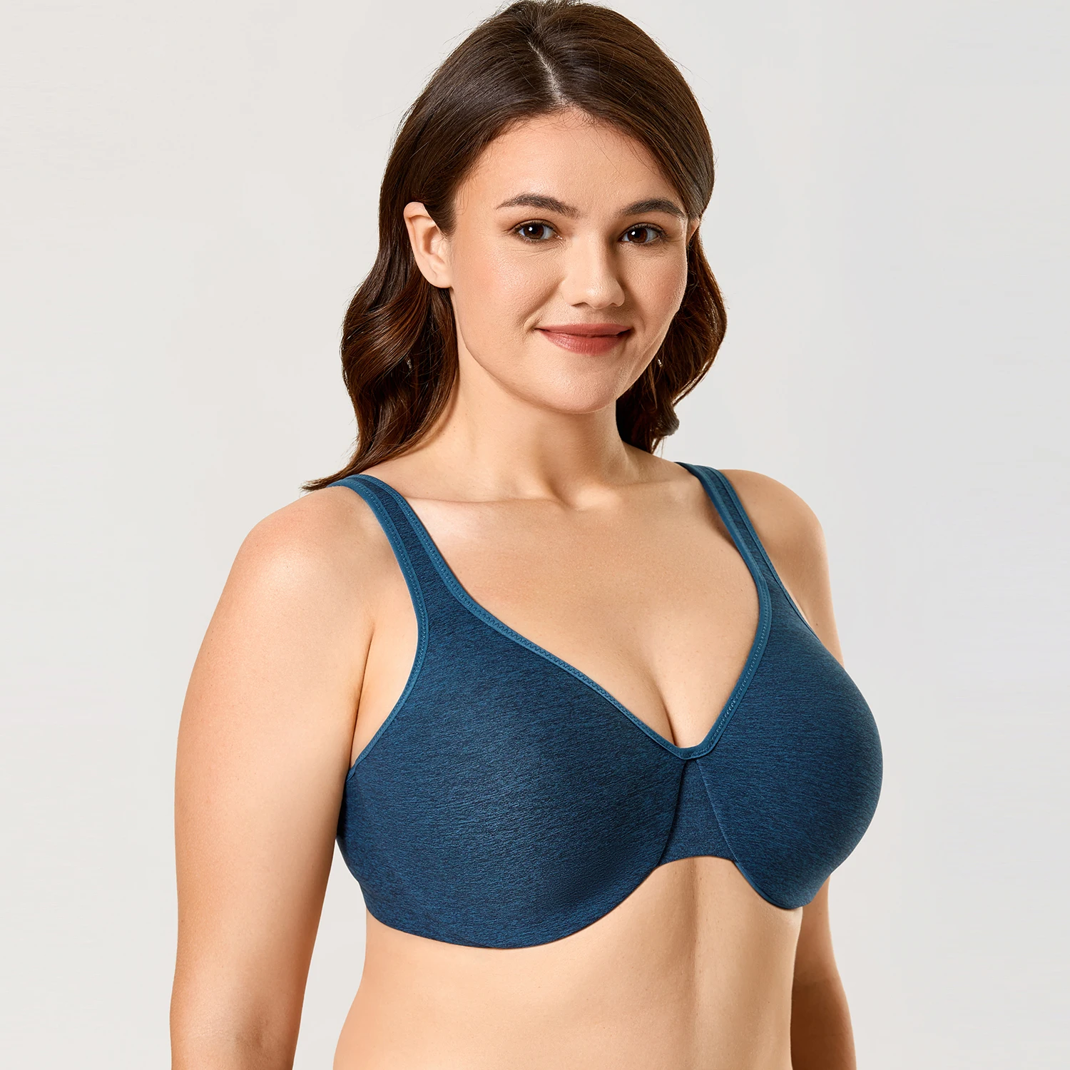 Женские гладкие бюстгальтеры-минимайзеры на косточках больших размеров |