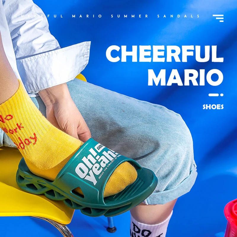 

Summer Men Slippers EVA Soft Sole Home Slippers Non-slip Bathroom Flip Flops Hollow Bottom Cool Beach Slides Sandals Women Shoes