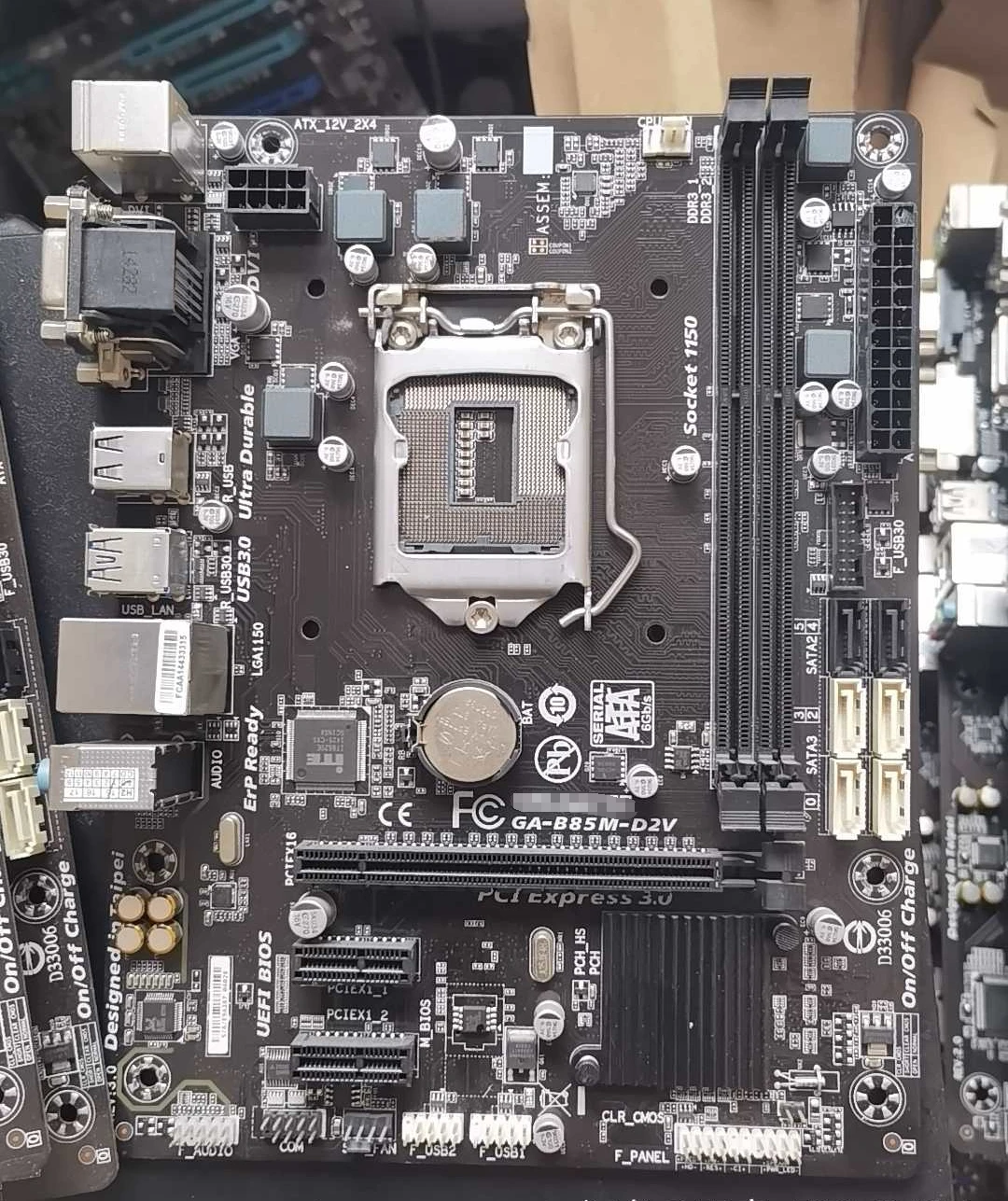 

B85M-D2V для десктопной материнской платы GIGABYTE 1150 DDR3