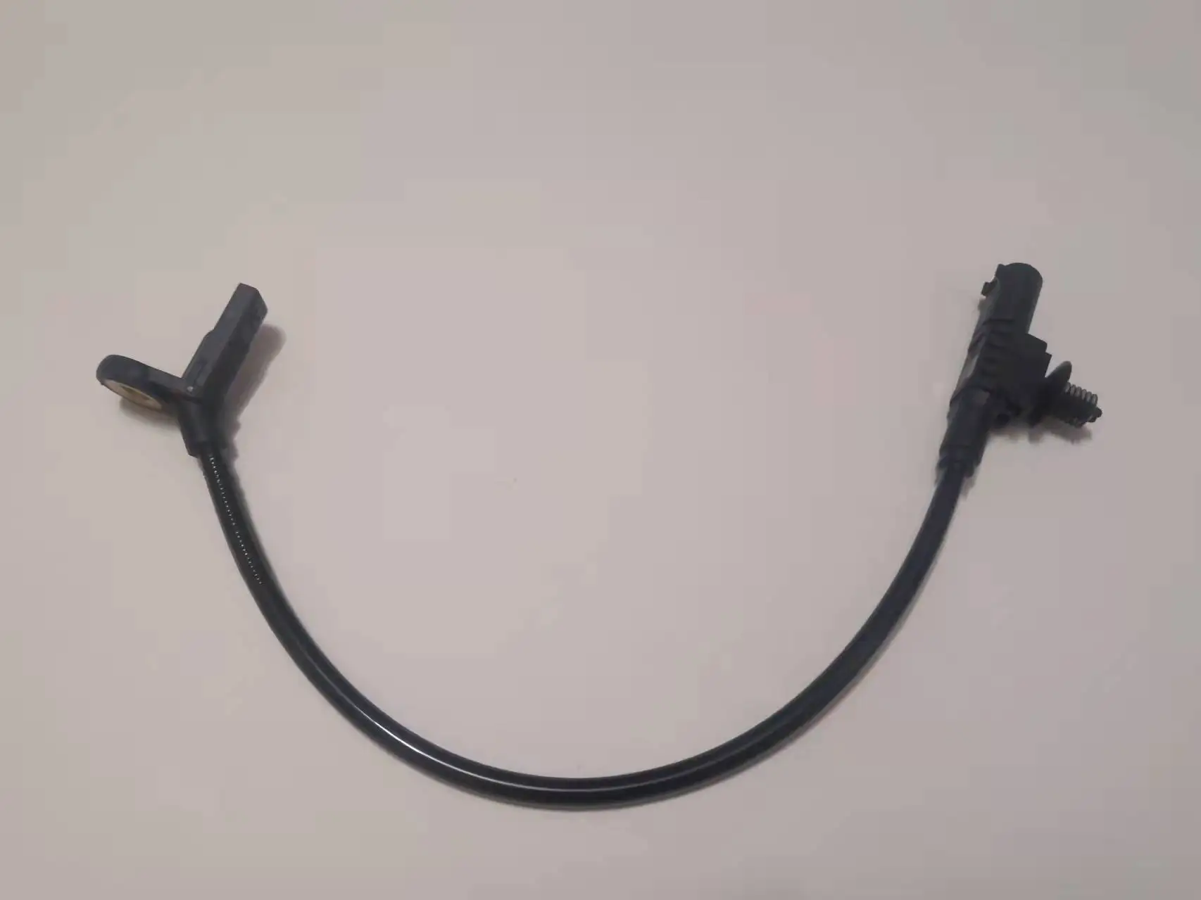 OEM:1649058300 1645400717 164540151 для Benz заднее колесо об/мин ABS Датчик W164 ML350 ML400 GL350 GL450 W251 R300 R320