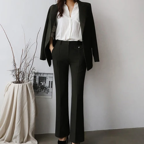 Костюм женский из блейзера и брюк-карандаш офисный 2 шт. |