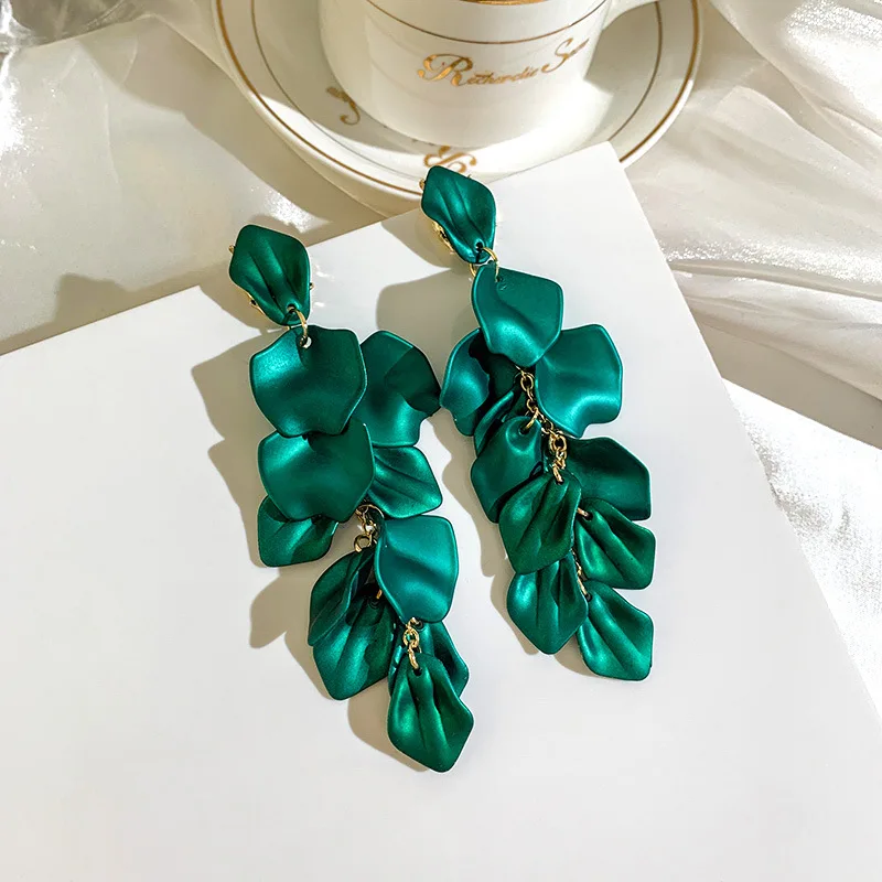 

2020 trend Rose petal Women's earrings European and American exaggerated fashion long tassel earrings temperament new jewelry