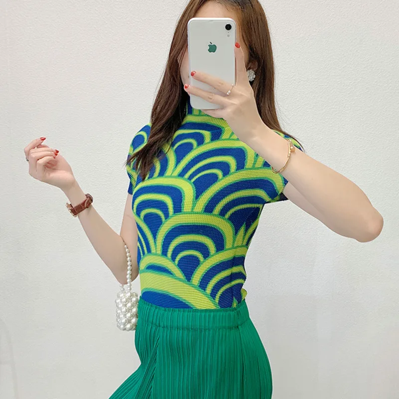 

LANMREM Pleated Printed Short Sleeve T-shirt For Women's Summer Thin Design Stretch Shirts Female Simple Top Clothing 2D3954