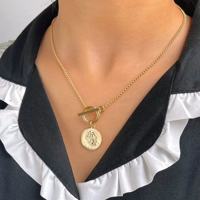 

Vintage Gold Color Coin Pendant Necklace For Women Minimalism Geometric Metal Portrait Long Chain Necklaces Statement Jewelry