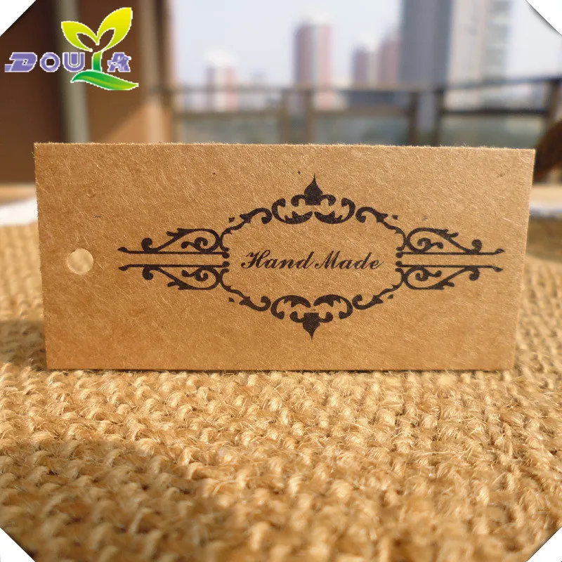 Подвеска ручной работы из кружева в стиле ретро |