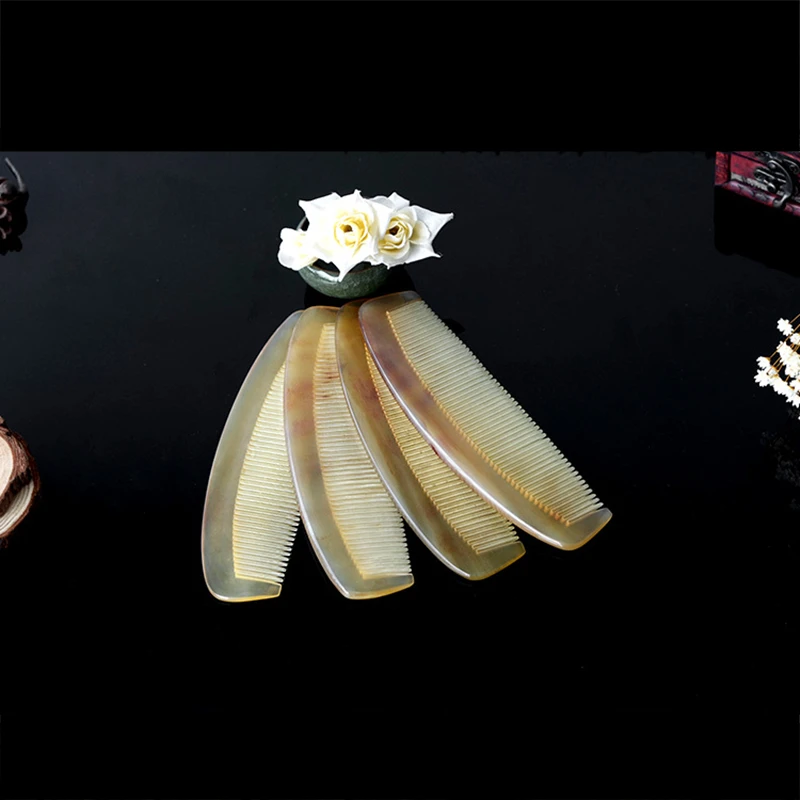 

Natural Goat Horn Hair Comb No Static Health Care Brush Hairdressing Comb for Men and Women 18.3cm G0111