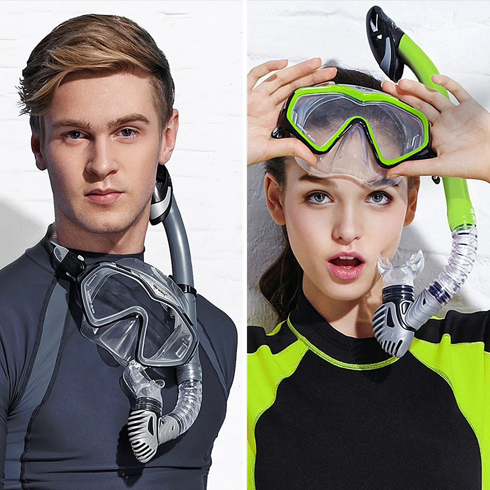 

Snorkeling Set Wide View Diving Mask Snorkeling Flippers Dry Snorkel Full Foot Pocket Fins Watertight Anti-Fog Lens Nice Version