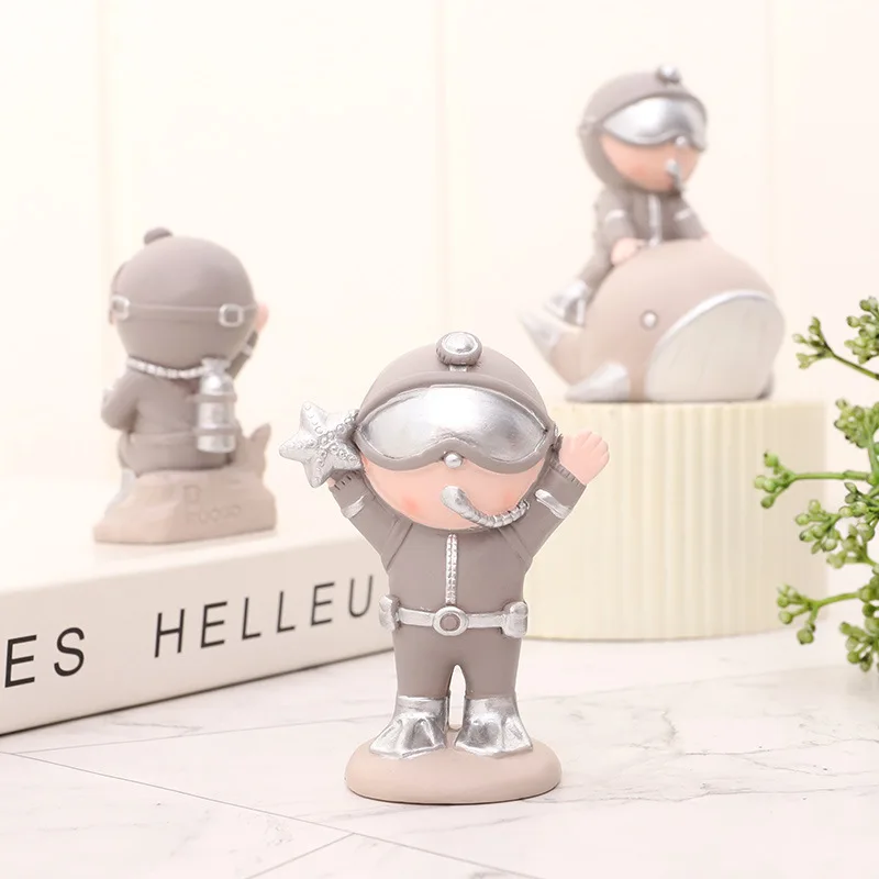 

Creative Diver Desktop Decoration Small Ornaments Lovely Gifts Resin Crafts Office Hotel Home Landscaping Matching Ornaments