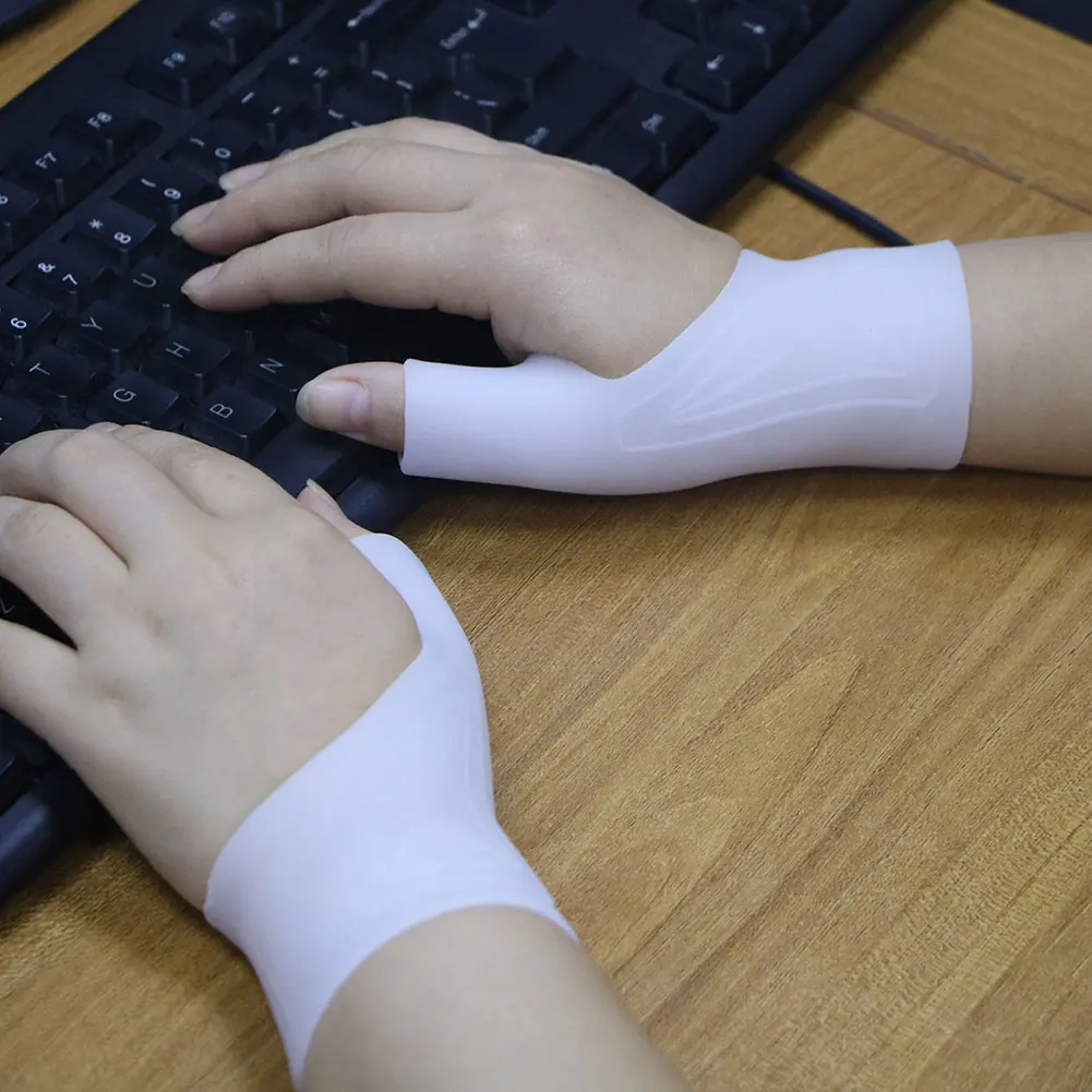 

1pcs Silicone Gel Therapy Wrist Thumb Support Gloves Arthritis Pressure Corrector Gloves Carpal Tendonitis Protection Gloves