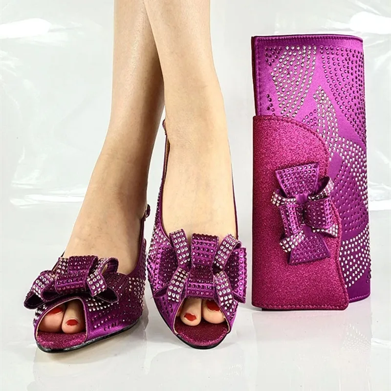 

2021 Italian Design Hot Selling Nigerian Party Women Shoes and Bag Set With Speical Narrow Band and Cross-tied in Magenta Color
