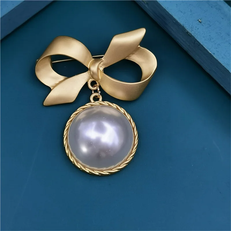 

Vintage large pearl bow ins matte women's anti tarnish scarf buckle Brooch