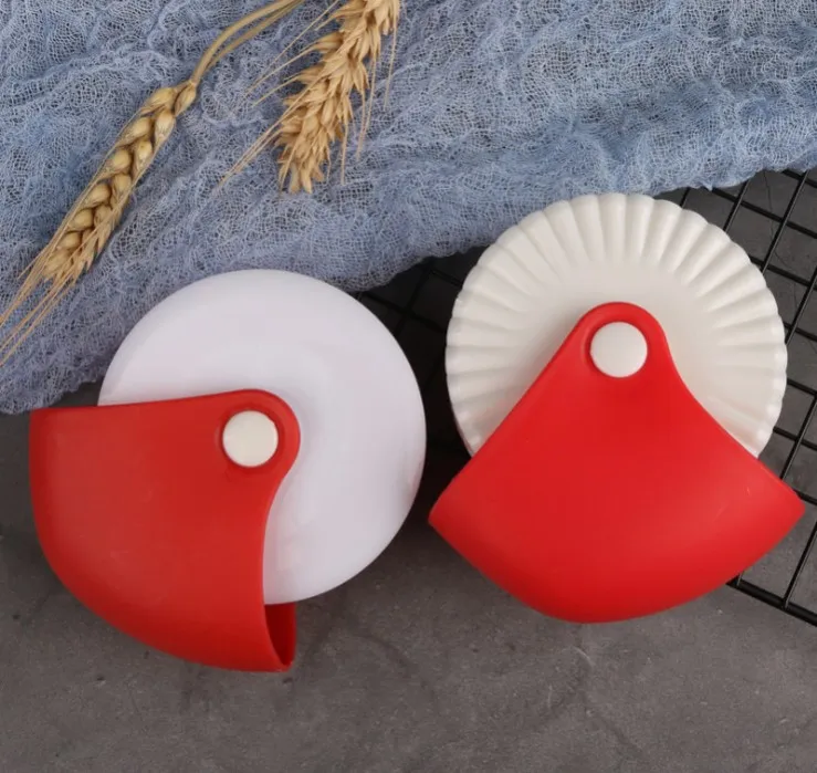 Кухонный аксессуар кондитерский решетчатый резец декоратор на колесиках ручной