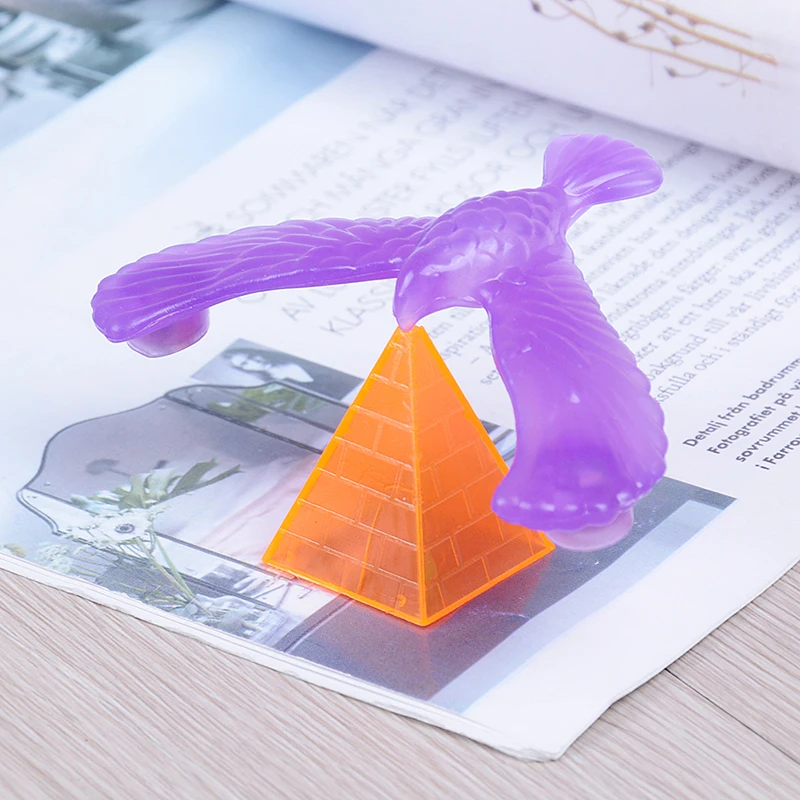 

1PCS Pyramid Balance Eagle Bird Toy Fun Learning Education Gag Toy Gift Magic Toy