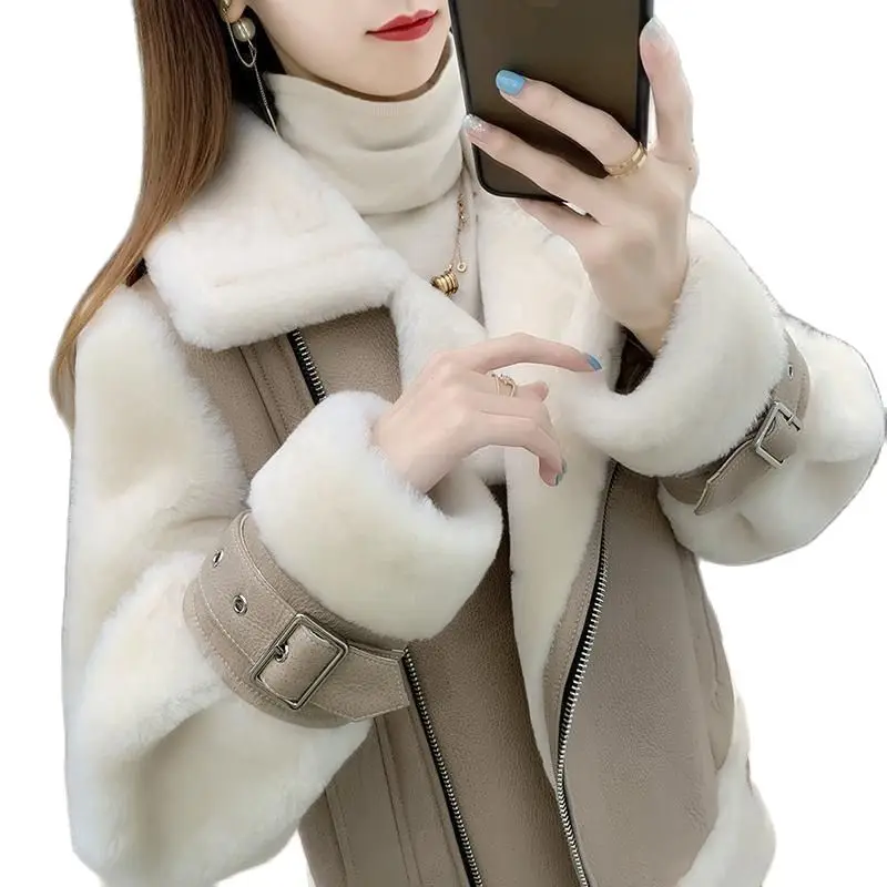 Куртка женская короткая из овечьей кожи на осень/зиму 2022 | Женская одежда