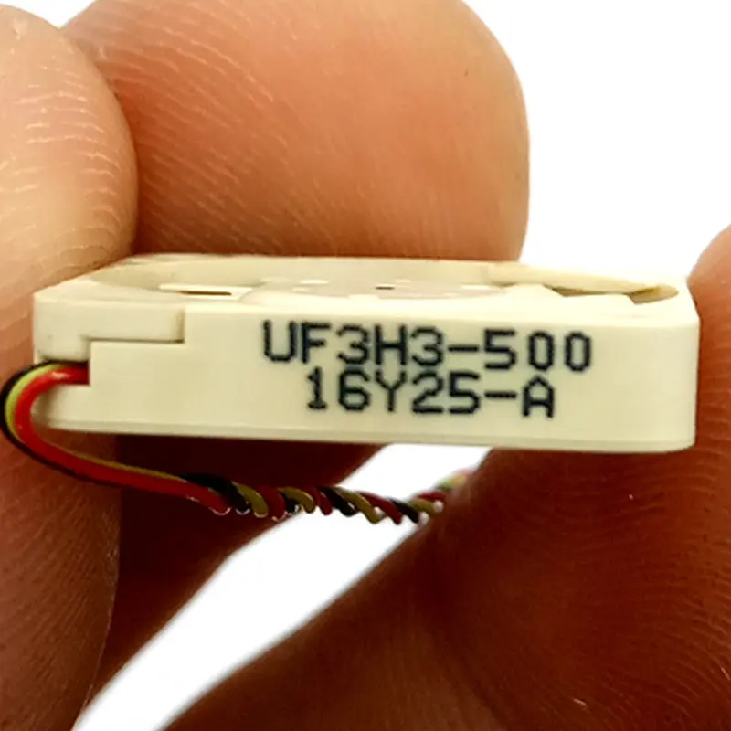 Новый оригинальный проектор SUNON UF3H3-500 16Y25-A 17x17x3 мм 1,7 см 1703 для охлаждающего вентилятора UAV