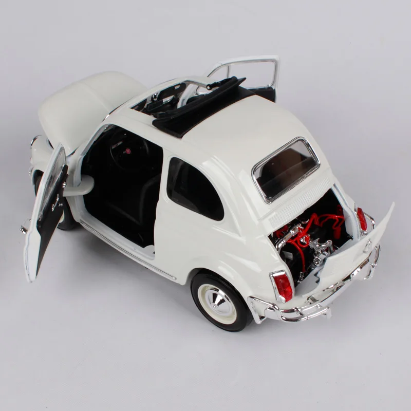 Bburago 1:18 1965 Fiat 500f 500L beige car diecast open doors classic motorcar diecast collecting car models as gift 12020
