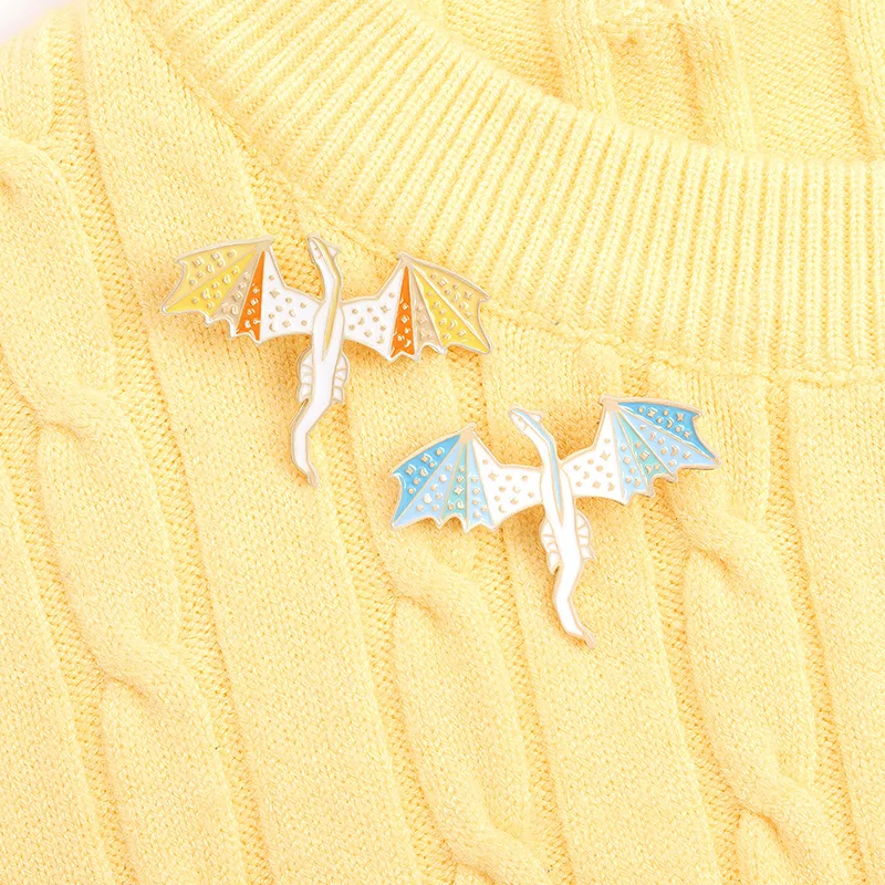 Эмалированная брошь в виде мультяшного милого летающего дракона креативная