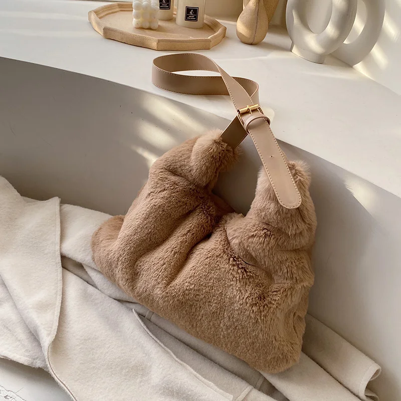 Пушистая сумка для женщин 2020 большая шоппер через плечо покупок винтажная модная