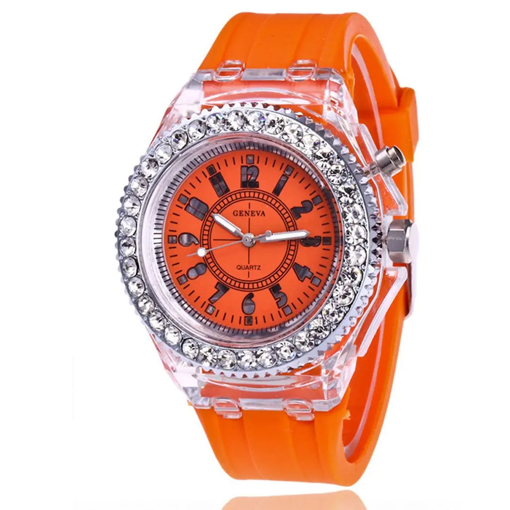 Спортивные женские резиновые часы для девушек яркие наручные со