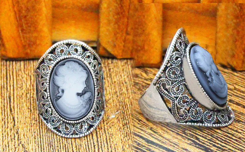 Lady Queen Cameo Jewelry Sets Vintage Necklace Earrings Ring For Women Flower Pendant Fashion Party Fashion Jewelry