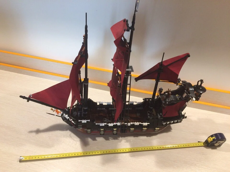 Пираты Карибы черный жемчуг модель пиратского корабля набор строительных блоков