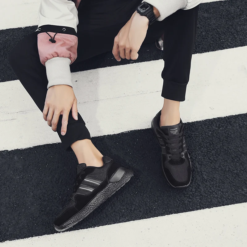 

Мужская повседневная обувь, черные замшевые туфли на шнуровке, мужские сетчатые дышащие легкие удобные Прогулочные кроссовки, теннисные ту...