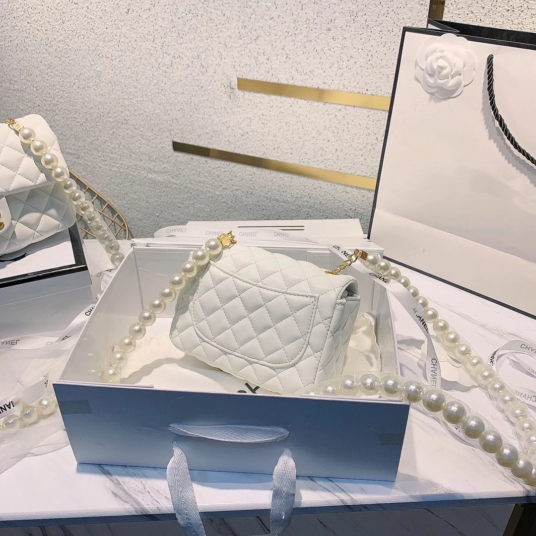

2021 Queeine New Fashion Woman Mini Bag Super Fire Shoulder Messenger Bag Small Fragrant Rhombus Chain Bag Textured Vintage Bag