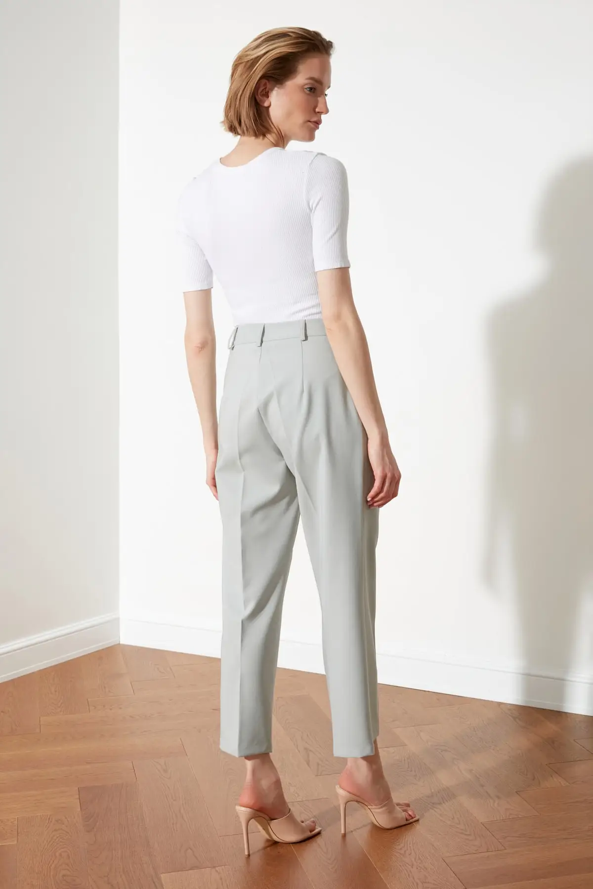

Trendyol Flat Cut Pants TWOSS21PL0375