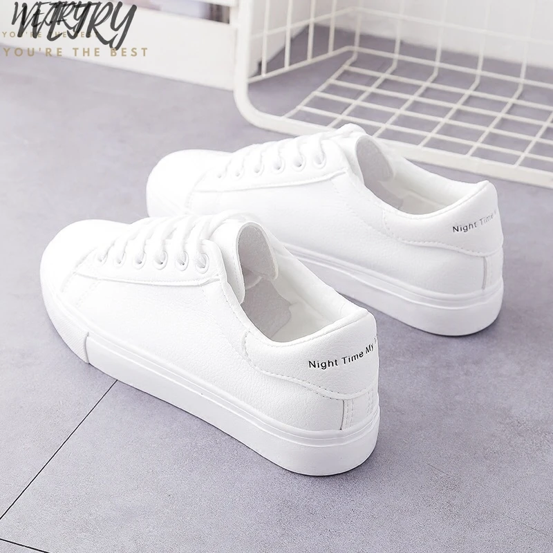 2020 популярные женские кроссовки модная дышащая Вулканизированная обувь женская