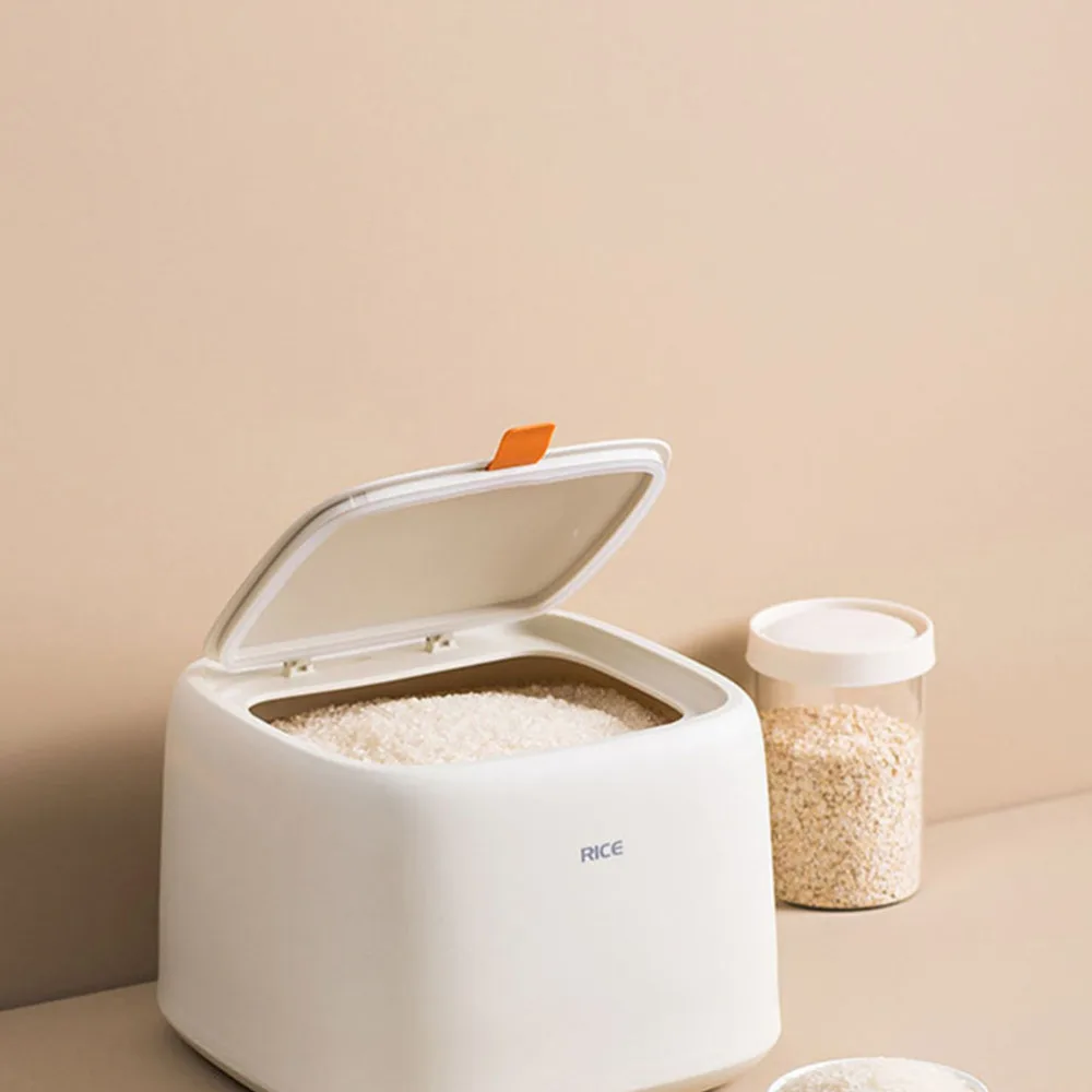 

Household 10kg Rice Bucket Rice Container Moisture-proof Insect-proof Sealed Grain Storage Bin for Kitchen (White)