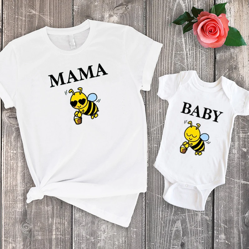 

Рубашка с Пчелой для всей семьи, футболка с Пчелой для мамы, 2022, модные комплекты, наряды для папы, мама и я, хлопковые наряды с принтом, Папины...