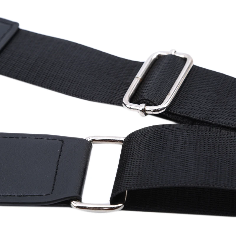 Черная кожаная сумка в корейском стиле однотонная женская через плечо из