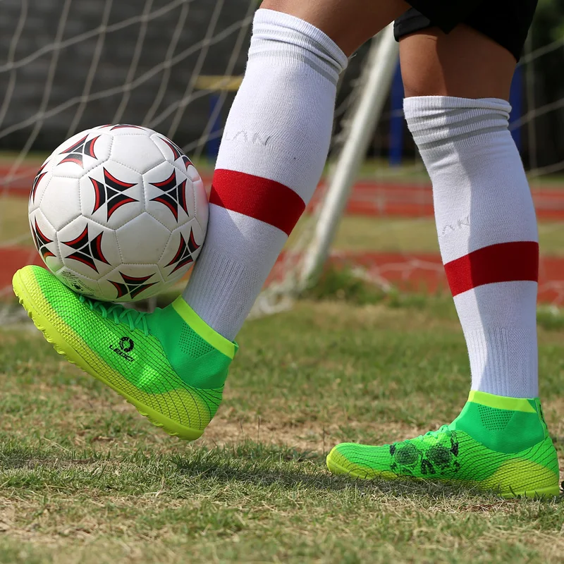 Мужские кроссовки для тренировок с высоким берцем футбольные бутсы подошвой AG