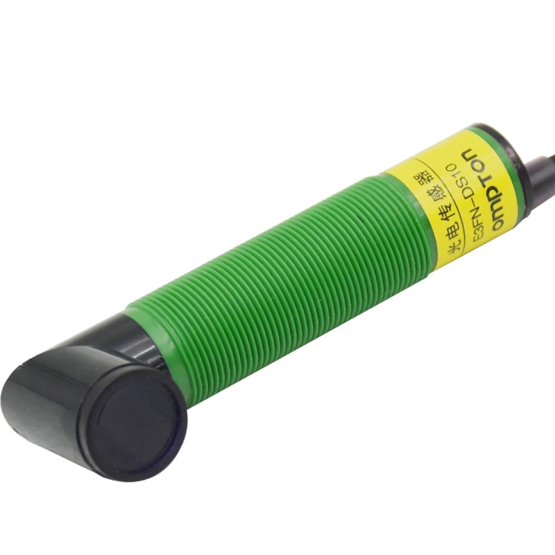 

E3FN-DSW10C2 NPN NC Infrared diffuse reflection photoelectric switch 0-10cm (adjustable detection range 5-13cm)