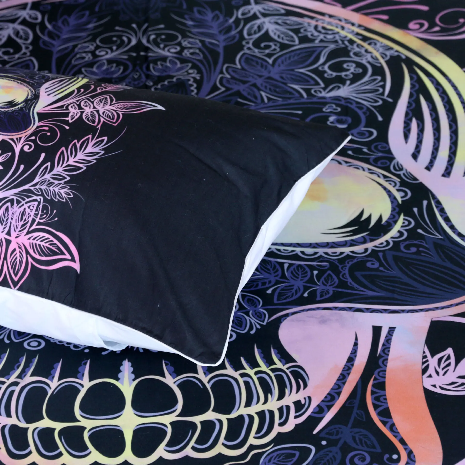 Новинка 2021 Комплект постельного белья с черепом одеяло цветами листьями