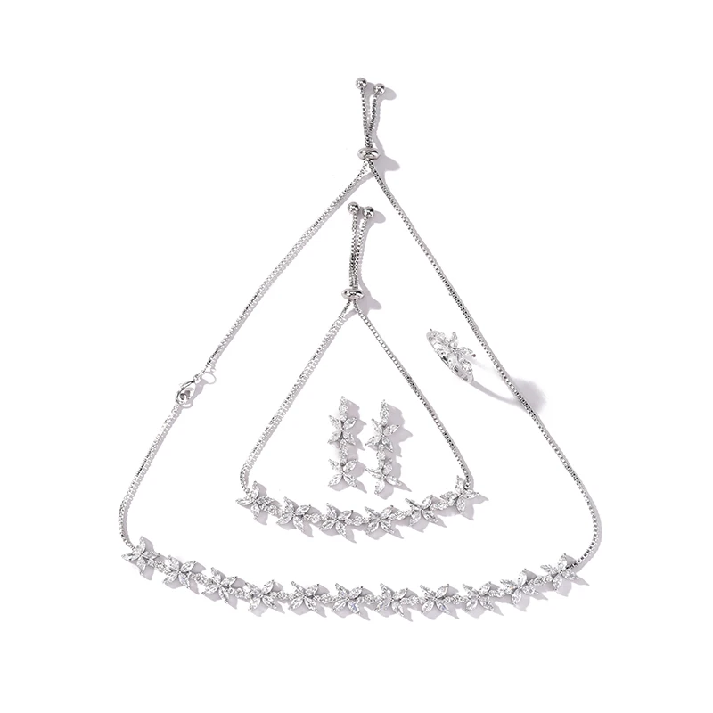 Комплект ювелирных изделий из колье серёг кольца и браслета | Украшения