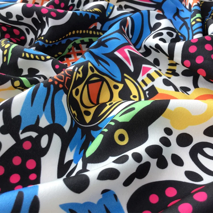 Ткань с принтом клубники измерительный бренд печать Женская ткань для платья