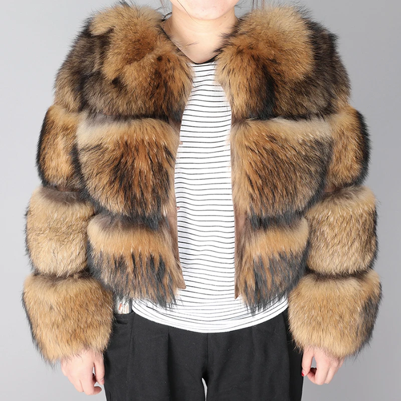 Куртка женская из натурального меха енота теплая зимняя шуба с круглым вырезом