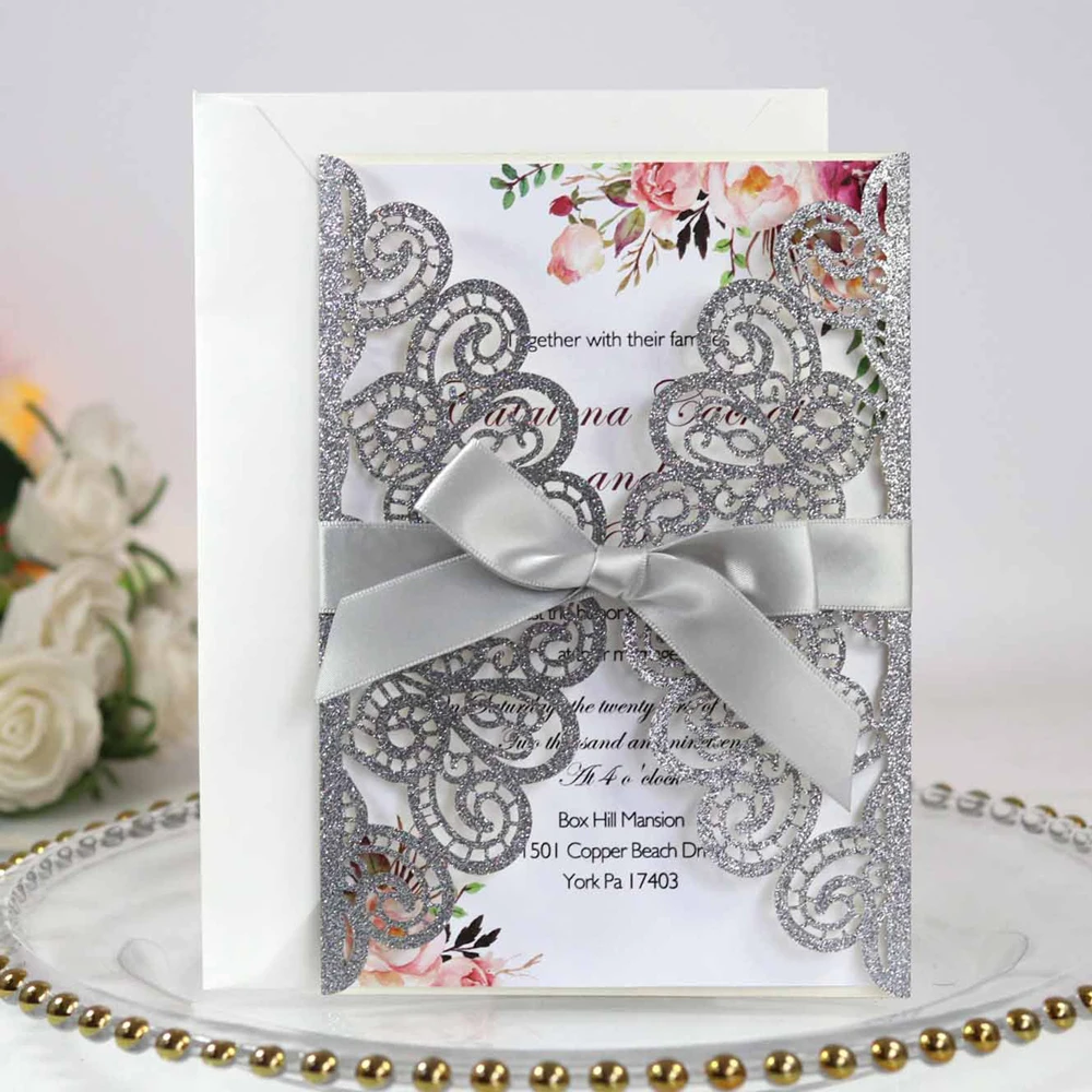Серебряные блестящие свадебные приглашения с лентой и конвертом для печати