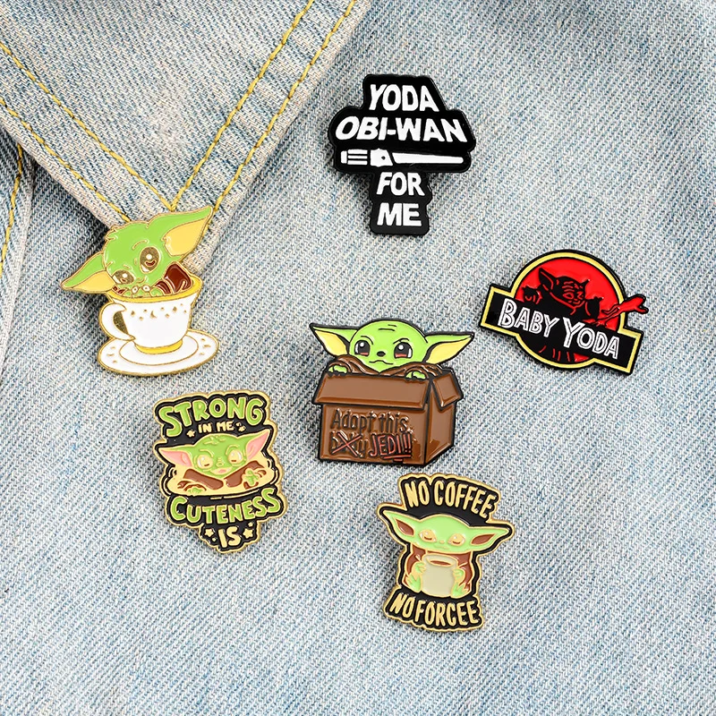 

Disney Star Wars Mandalorian Baby Yoda Brooch for Women broche Badge Pins Metal Collar Brooches for Men Pines Metalicos Jewelry