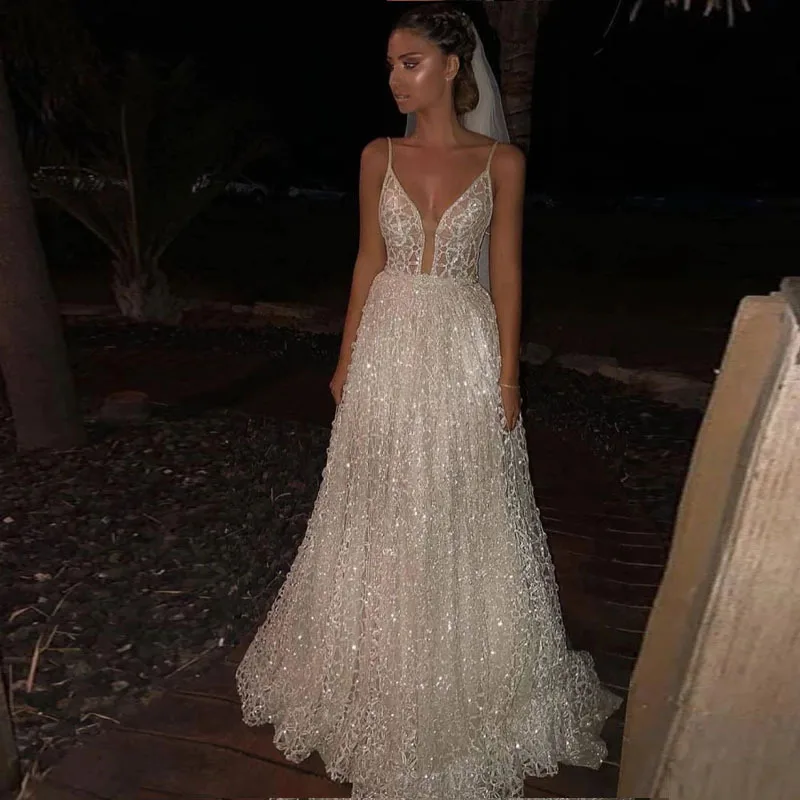 

2021 New Women's Sexy V-neck Hot Silver Strap Dress.